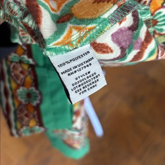 Emma & Michele Colorful Pattern Romper | Like New - Picture 6 of 7